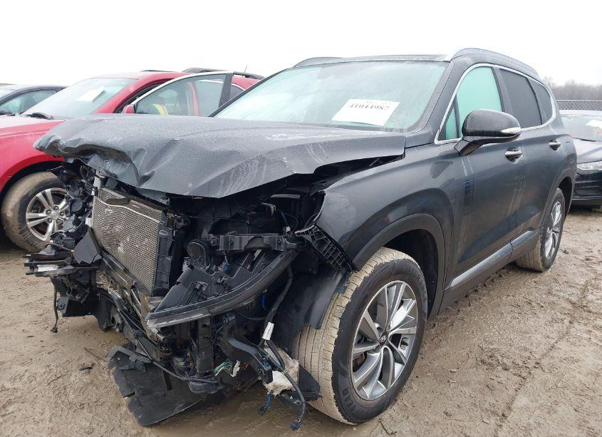 Photo 2 of 2019 Hyundai Santa FE LIMITED (VIN 5NMS5CAD3KH105051)