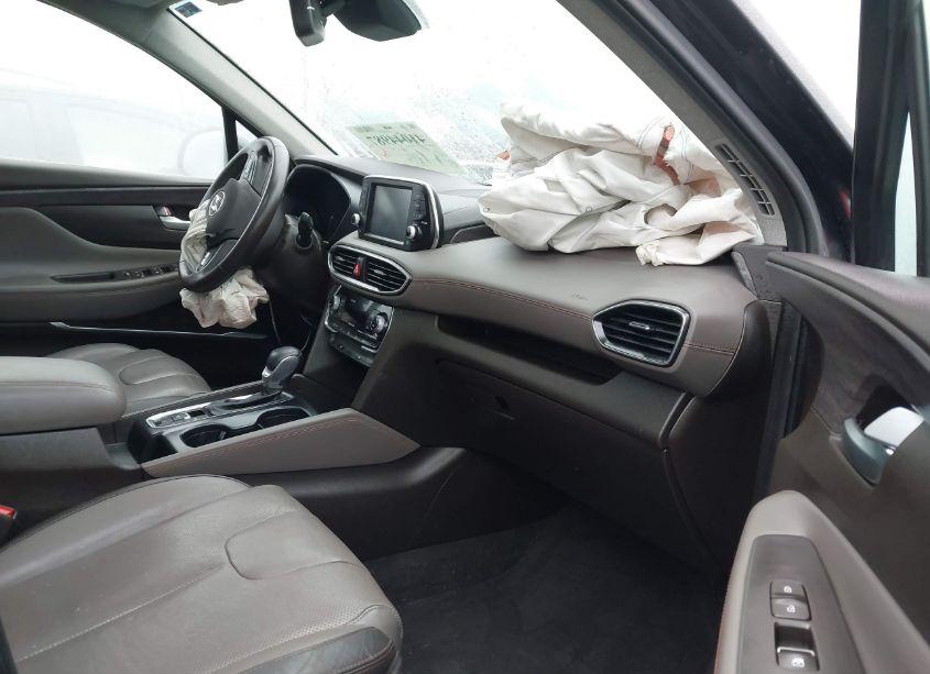 Photo 5 of 2019 Hyundai Santa FE LIMITED (VIN 5NMS5CAD3KH105051)
