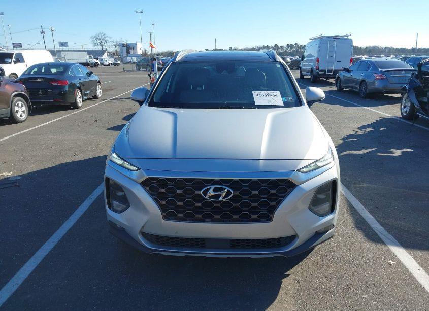 Photo 12 of 2019 Hyundai Santa FE LIMITED (VIN 5NMS5CAD7KH133144)