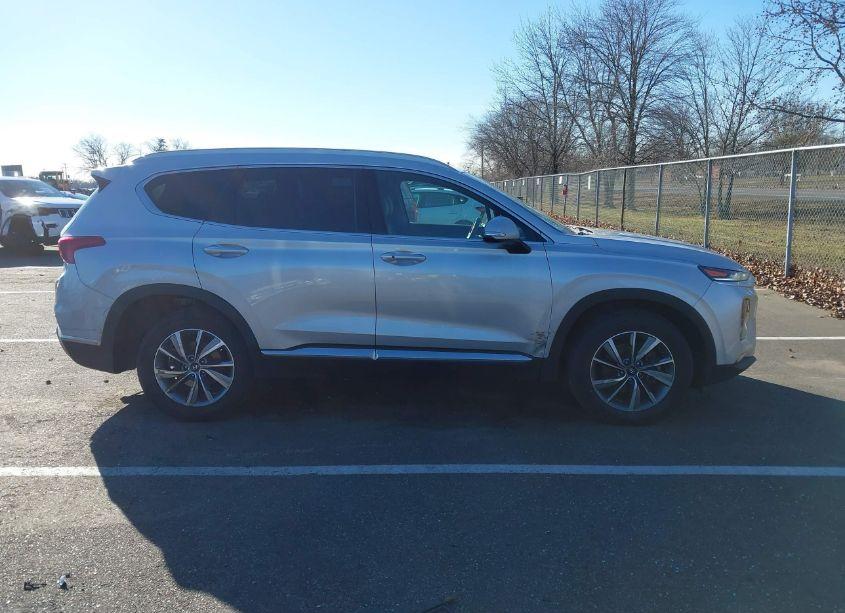 Photo 13 of 2019 Hyundai Santa FE LIMITED (VIN 5NMS5CAD7KH133144)