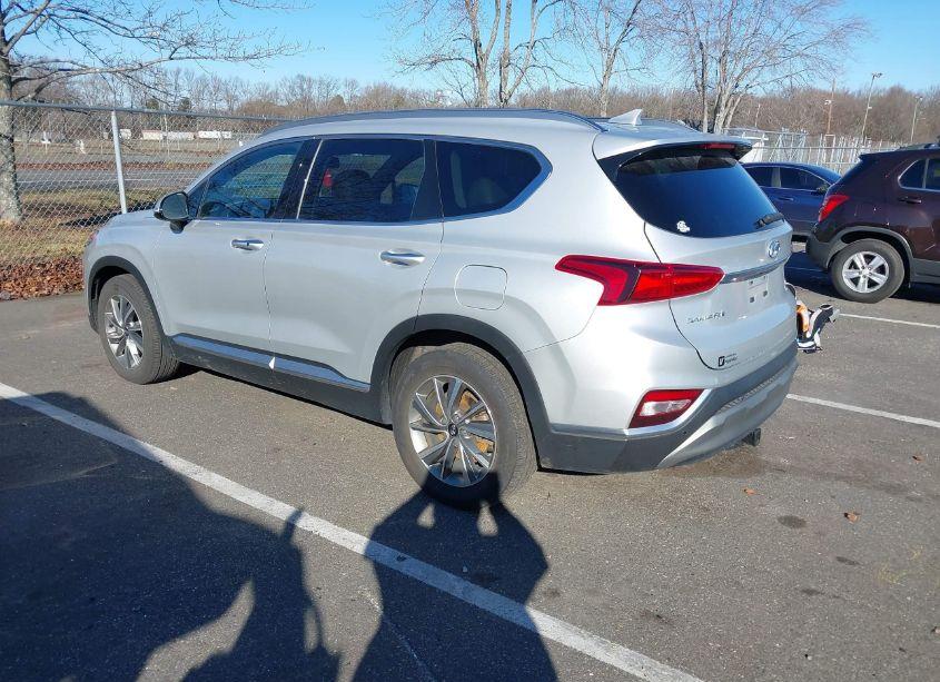 Photo 3 of 2019 Hyundai Santa FE LIMITED (VIN 5NMS5CAD7KH133144)