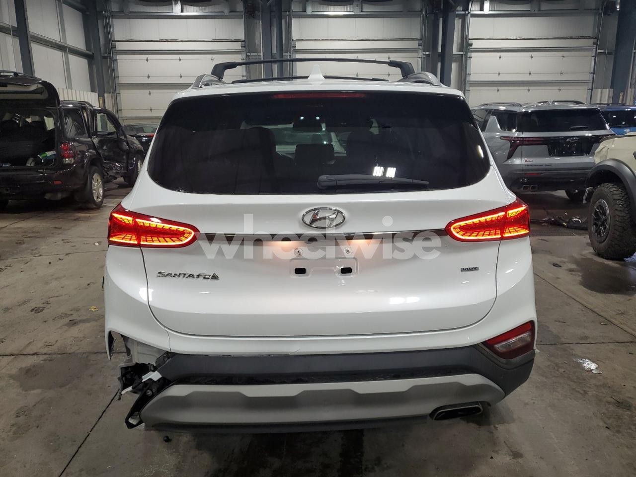 Photo 6 of 2020 HYUNDAI SANTA FE LIMITED (VIN 5NMS5CAD7LH297172)