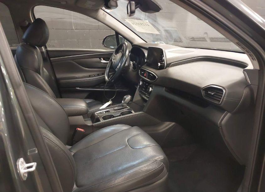 Photo 5 of 2019 Hyundai Santa FE ULTIMATE (VIN 5NMS5CADXKH113762)
