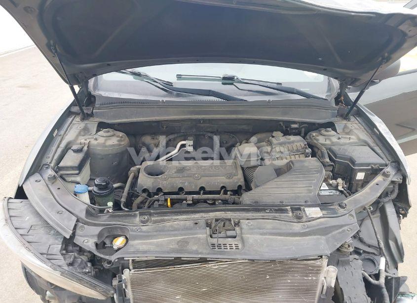 Photo 10 of 2010 Hyundai Santa FE GLS (VIN 5NMSG3AB0AH334424)