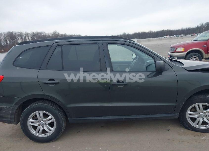 Photo 13 of 2010 Hyundai Santa FE GLS (VIN 5NMSG3AB0AH334424)