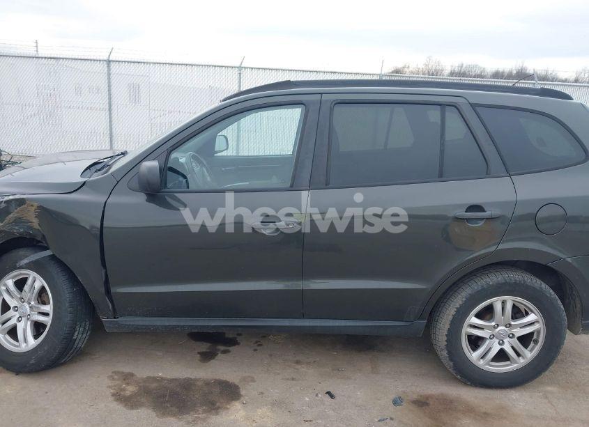 Photo 14 of 2010 Hyundai Santa FE GLS (VIN 5NMSG3AB0AH334424)