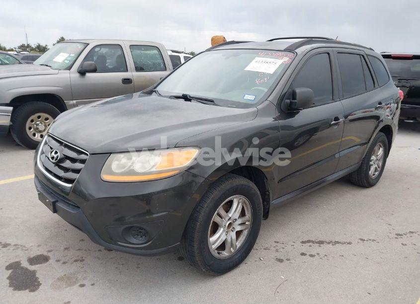 Photo 2 of 2010 Hyundai Santa FE GLS (VIN 5NMSG3AB0AH397555)