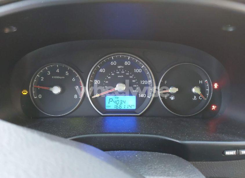 Photo 7 of 2010 Hyundai Santa FE GLS (VIN 5NMSG3AB1AH381462)