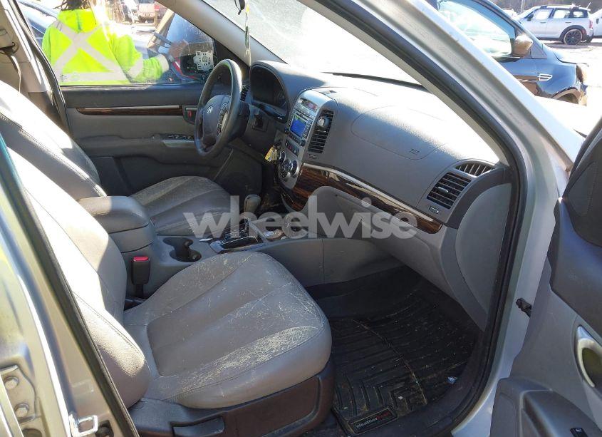 Photo 5 of 2010 Hyundai Santa FE GLS (VIN 5NMSG3AB2AH362807)