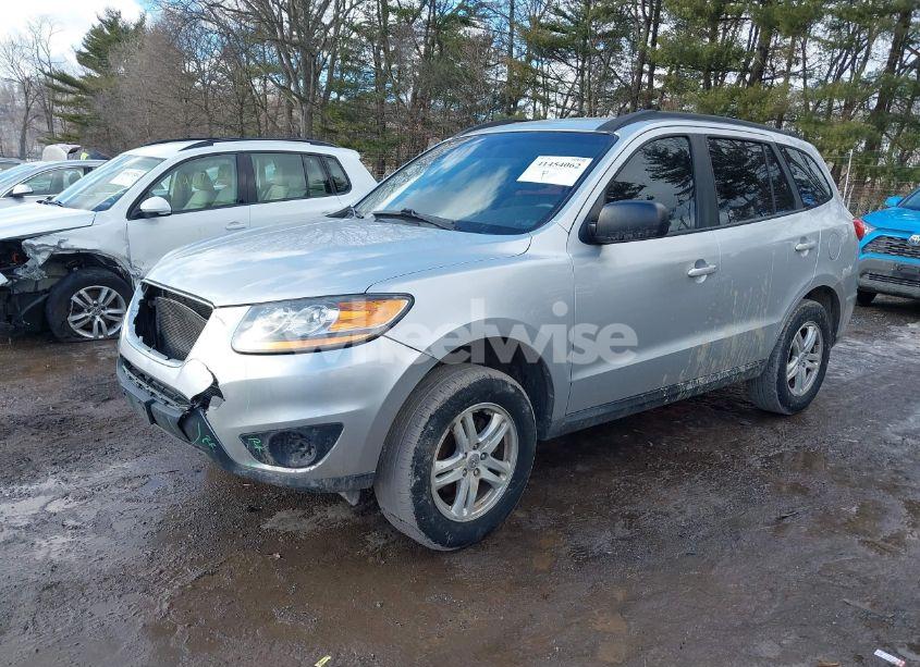 Photo 2 of 2010 Hyundai Santa FE GLS (VIN 5NMSG3AB2AH380708)