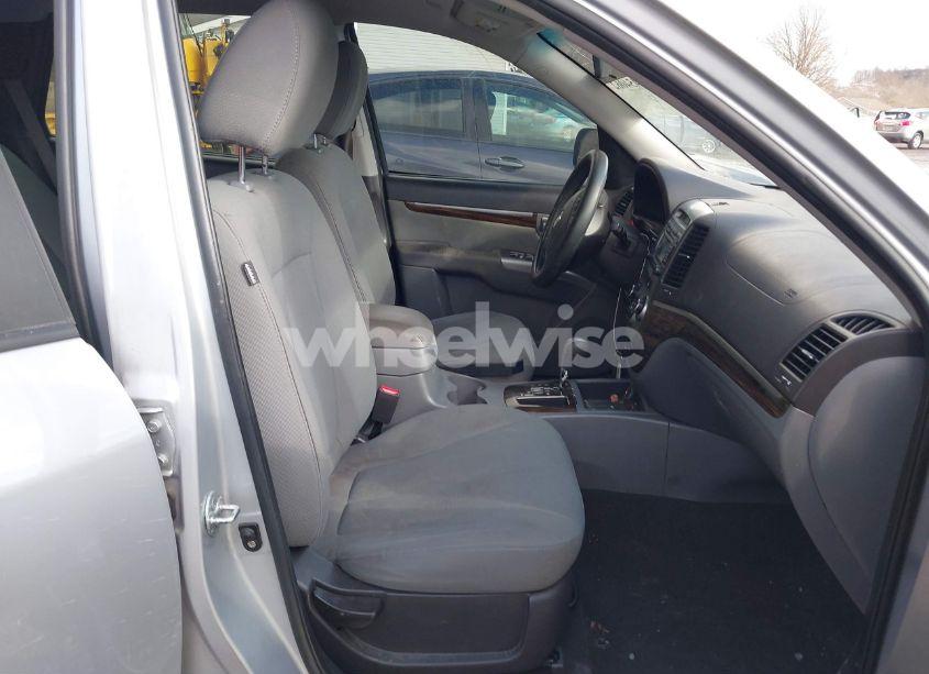 Photo 5 of 2010 Hyundai Santa FE GLS (VIN 5NMSG3AB2AH380708)