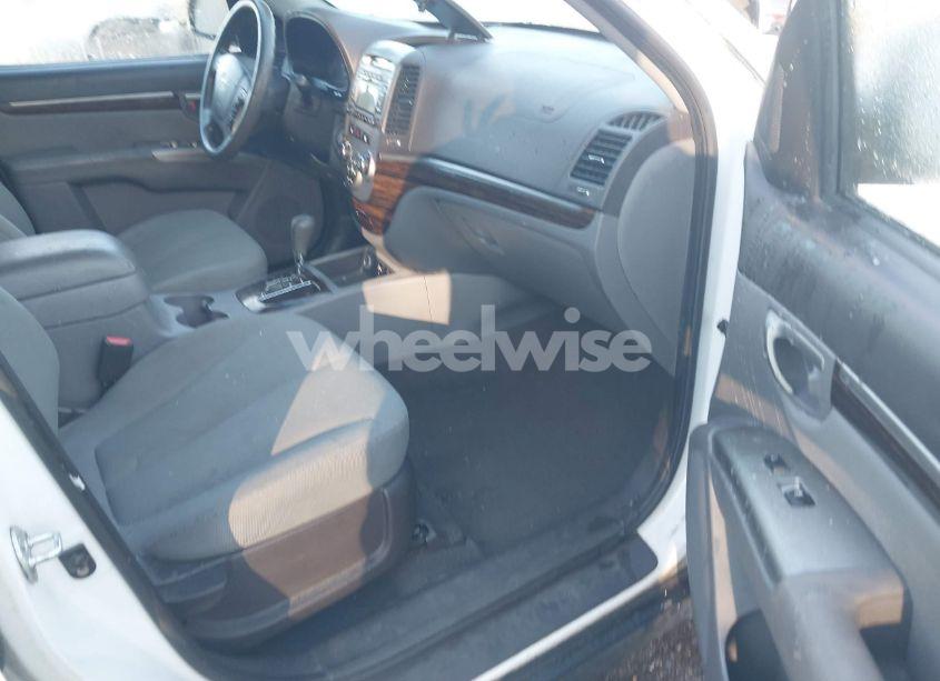 Photo 5 of 2010 Hyundai Santa FE GLS (VIN 5NMSG3AB2AH384354)