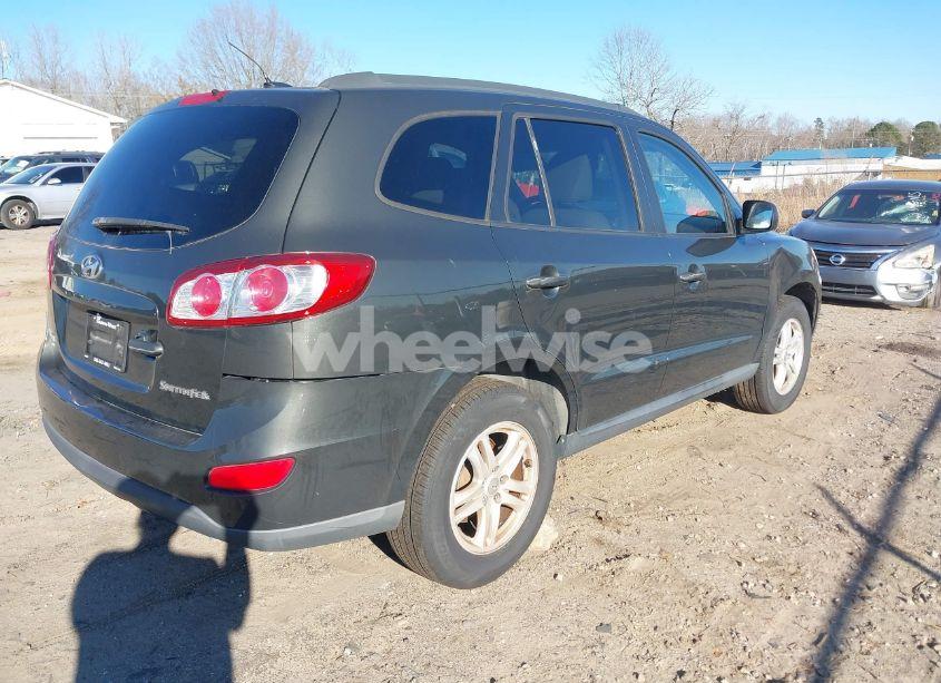 Photo 4 of 2010 Hyundai Santa FE GLS (VIN 5NMSG3AB2AH390882)