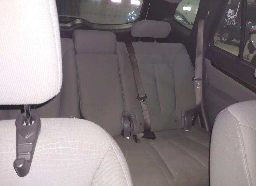 Photo 8 of 2010 Hyundai Santa FE GLS (VIN 5NMSG3AB2AH402058)