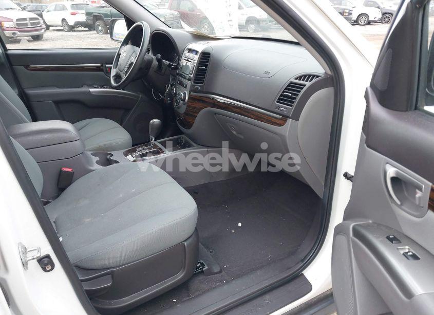 Photo 5 of 2010 Hyundai Santa FE GLS (VIN 5NMSG3AB2AH414243)