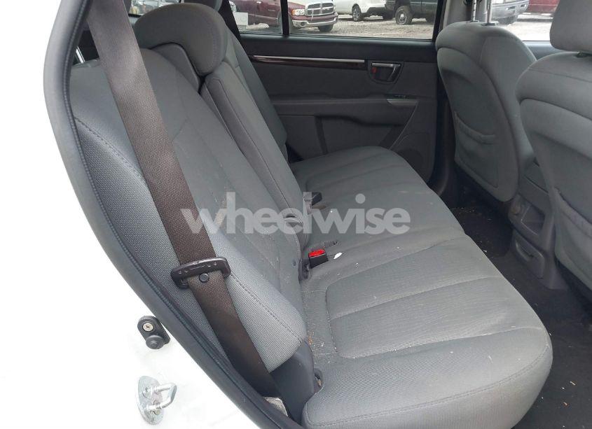 Photo 8 of 2010 Hyundai Santa FE GLS (VIN 5NMSG3AB2AH414243)