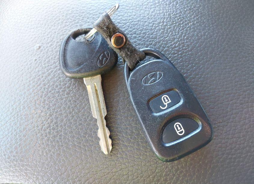 Photo 11 of 2010 Hyundai Santa FE GLS (VIN 5NMSG3AB3AH349080)