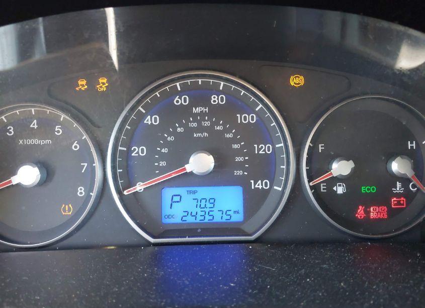 Photo 7 of 2010 Hyundai Santa FE GLS (VIN 5NMSG3AB3AH349080)