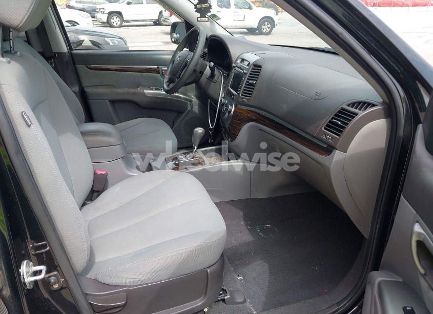 Photo 5 of 2010 Hyundai Santa FE GLS (VIN 5NMSG3AB3AH361424)