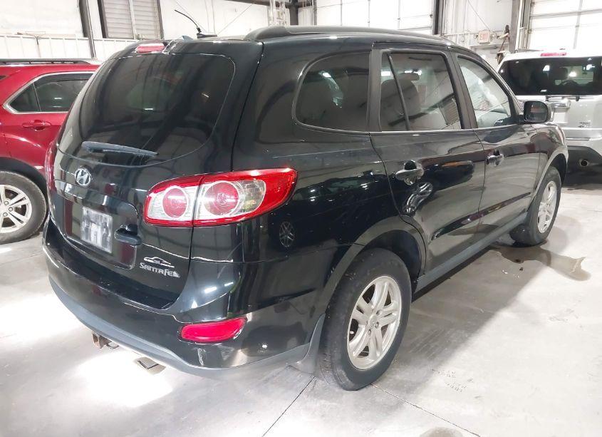 Photo 4 of 2010 Hyundai Santa FE GLS (VIN 5NMSG3AB3AH388915)