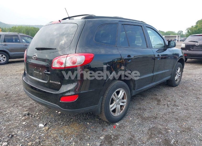 Photo 4 of 2010 Hyundai Santa FE GLS (VIN 5NMSG3AB3AH389921)