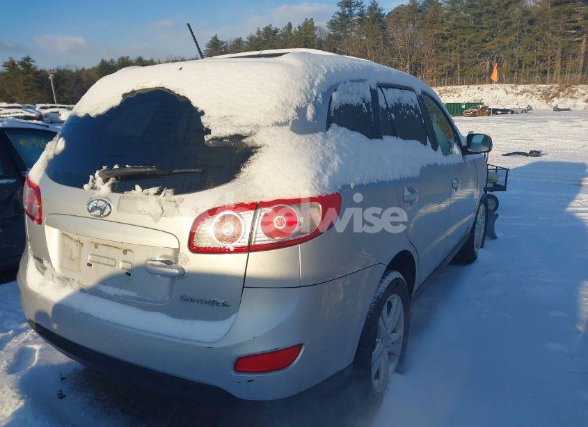 Photo 4 of 2010 Hyundai Santa FE GLS (VIN 5NMSG3AB3AH404076)
