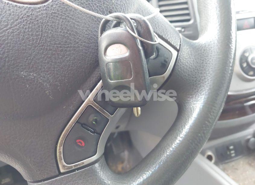 Photo 11 of 2010 Hyundai Santa FE GLS (VIN 5NMSG3AB4AH348259)