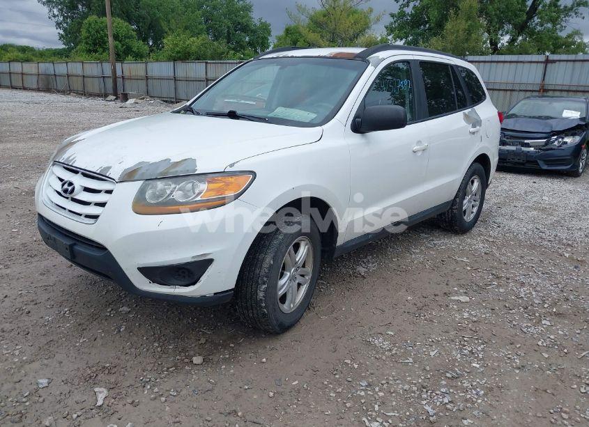 Photo 2 of 2010 Hyundai Santa FE GLS (VIN 5NMSG3AB5AH357746)