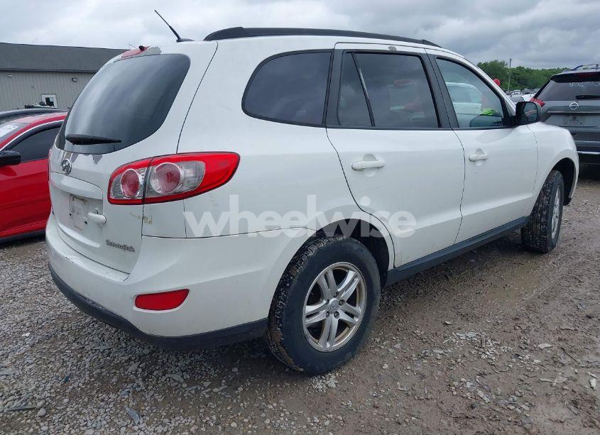 Photo 4 of 2010 Hyundai Santa FE GLS (VIN 5NMSG3AB5AH357746)