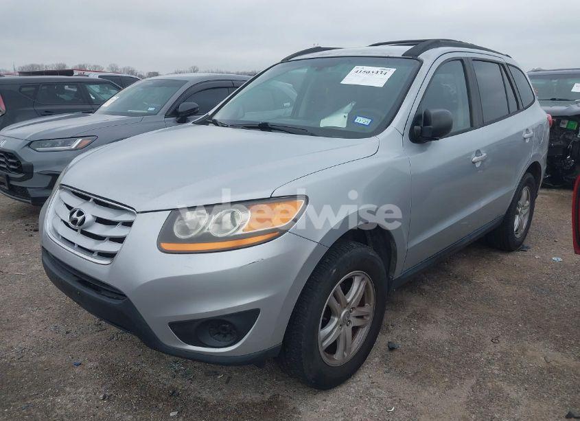 Photo 2 of 2010 Hyundai Santa FE GLS (VIN 5NMSG3AB5AH358167)
