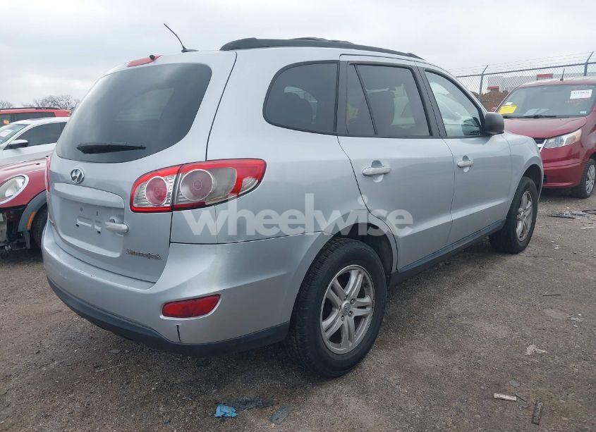 Photo 4 of 2010 Hyundai Santa FE GLS (VIN 5NMSG3AB5AH358167)