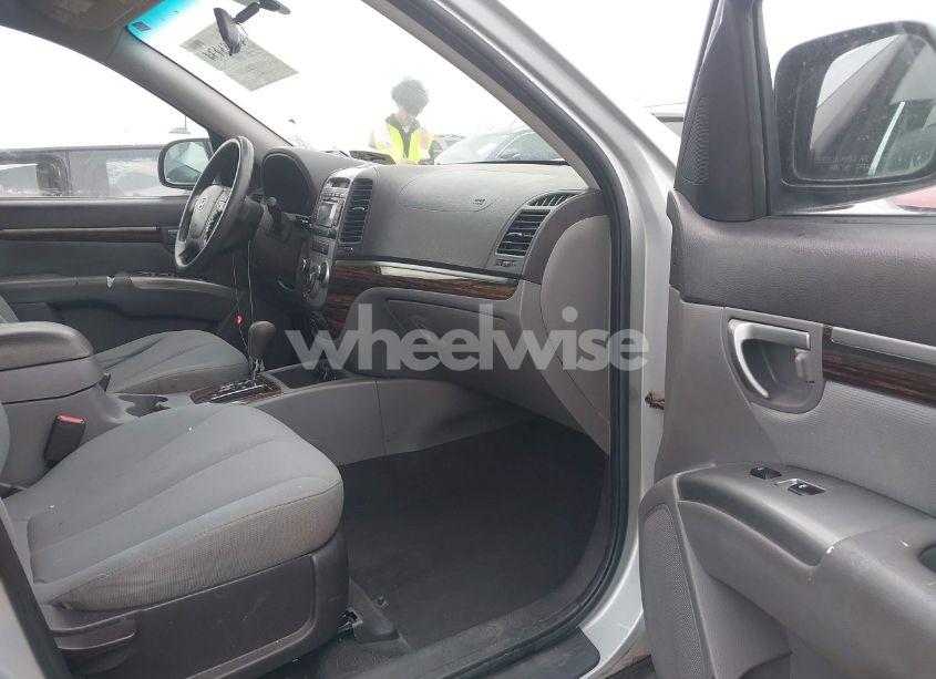 Photo 5 of 2010 Hyundai Santa FE GLS (VIN 5NMSG3AB5AH358167)