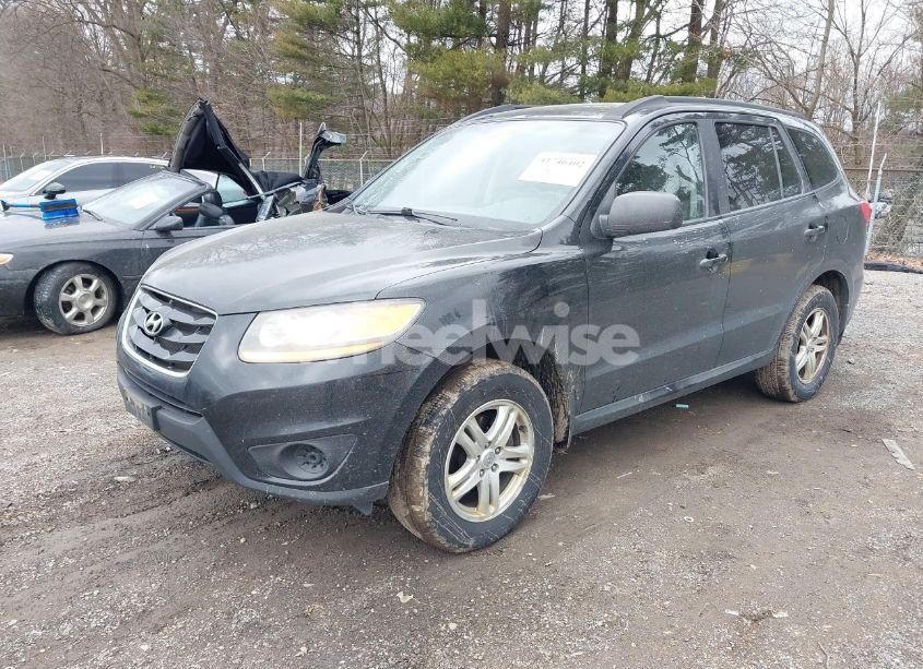 Photo 2 of 2010 Hyundai Santa FE GLS (VIN 5NMSG3AB5AH390486)