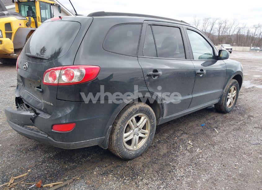 Photo 4 of 2010 Hyundai Santa FE GLS (VIN 5NMSG3AB5AH390486)
