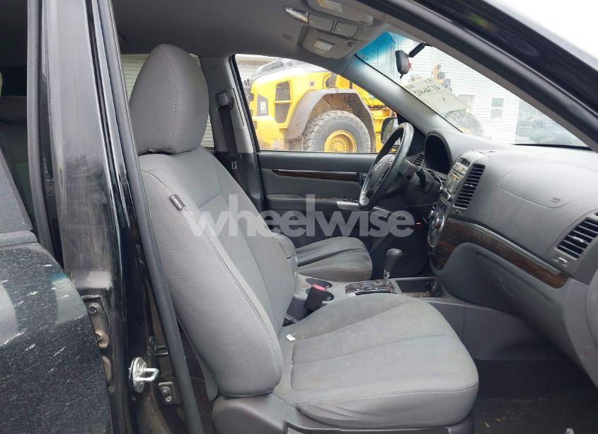 Photo 5 of 2010 Hyundai Santa FE GLS (VIN 5NMSG3AB5AH390486)