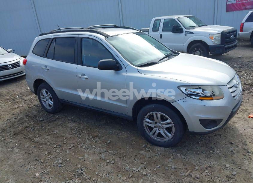 2010 Hyundai Santa FE GLS (VIN 5NMSG3AB5AH400384) main photo