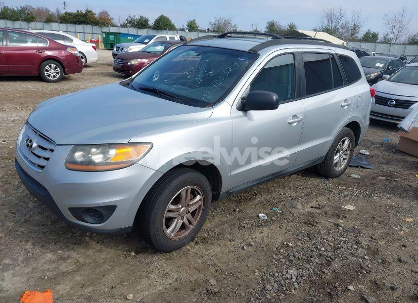 Photo 2 of 2010 Hyundai Santa FE GLS (VIN 5NMSG3AB5AH400384)