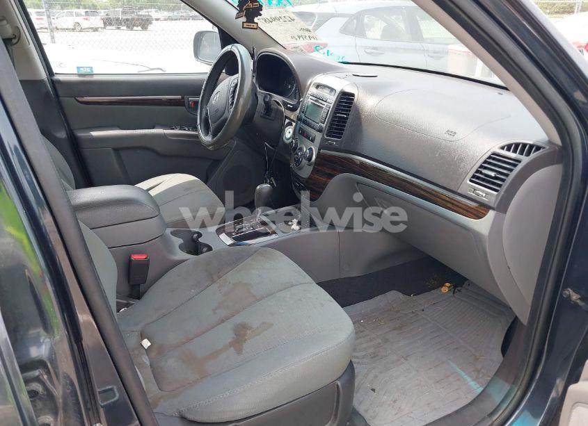 Photo 5 of 2010 Hyundai Santa FE GLS (VIN 5NMSG3AB5AH404001)