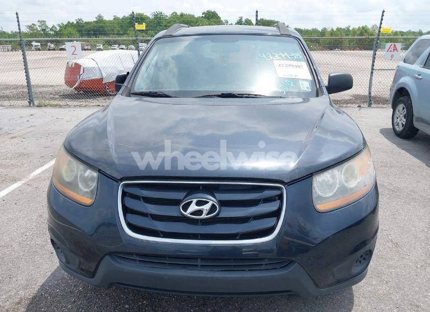 Photo 6 of 2010 Hyundai Santa FE GLS (VIN 5NMSG3AB5AH404001)