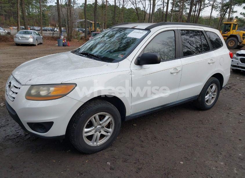 Photo 2 of 2010 Hyundai Santa FE GLS (VIN 5NMSG3AB5AH405116)