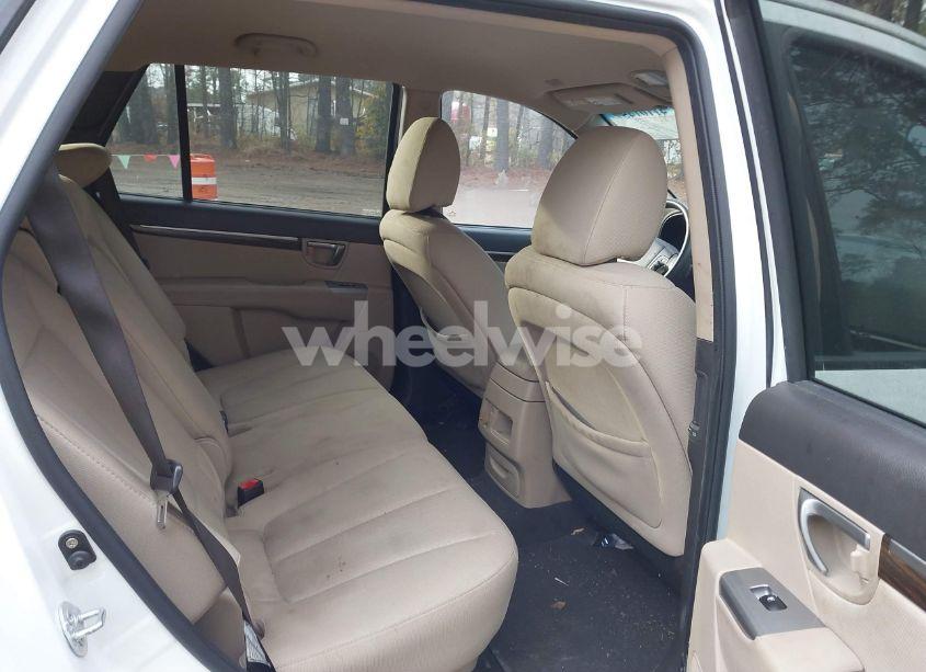 Photo 8 of 2010 Hyundai Santa FE GLS (VIN 5NMSG3AB5AH405116)