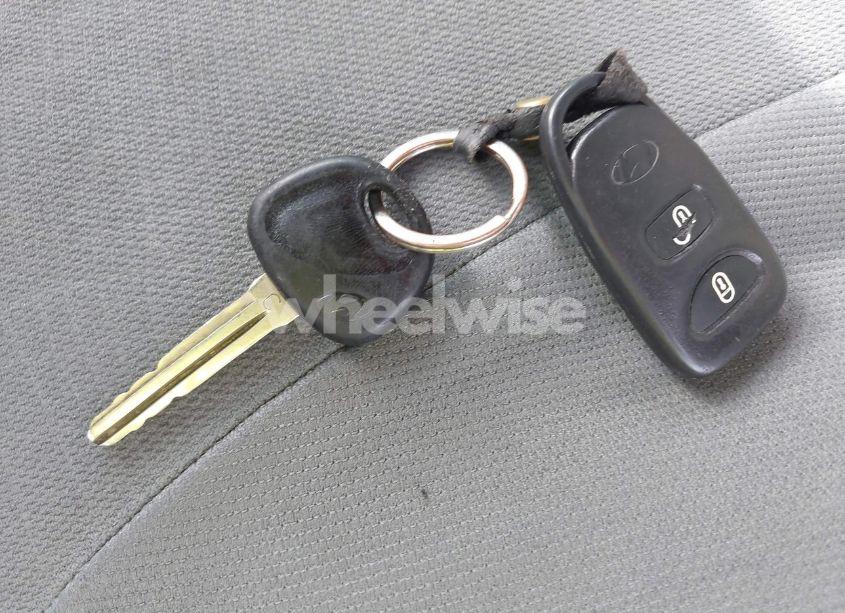 Photo 11 of 2010 Hyundai Santa FE GLS (VIN 5NMSG3AB6AH340325)