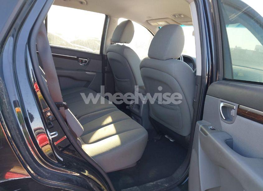 Photo 8 of 2010 Hyundai Santa FE GLS (VIN 5NMSG3AB6AH392361)