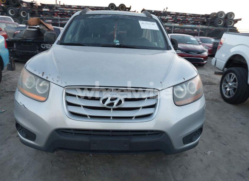 Photo 12 of 2010 Hyundai Santa FE GLS (VIN 5NMSG3AB7AH337241)