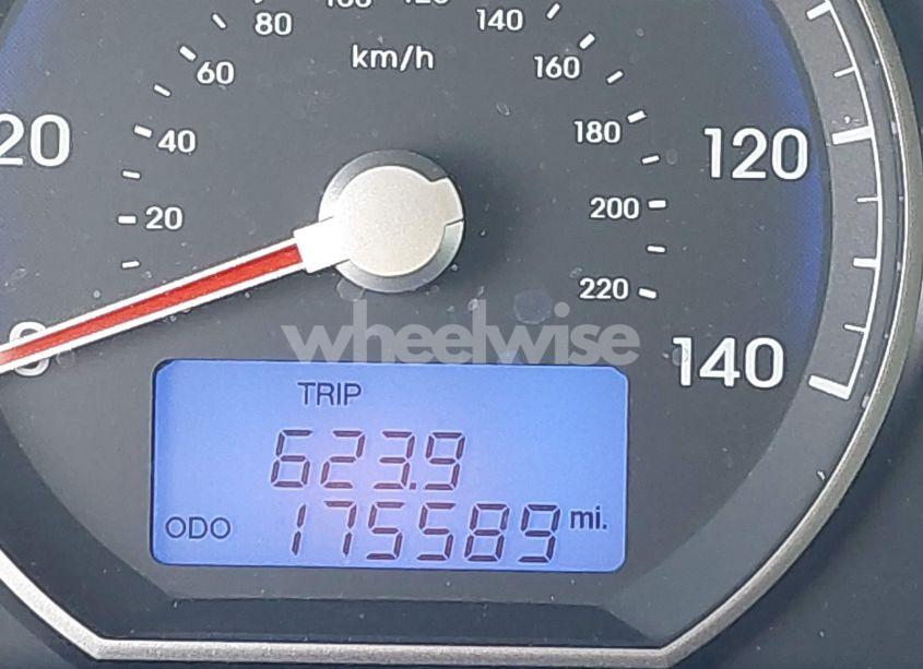 Photo 15 of 2010 Hyundai Santa FE GLS (VIN 5NMSG3AB7AH397083)