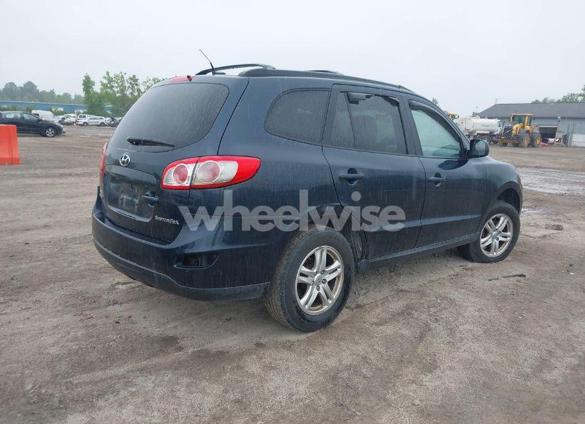 Photo 4 of 2010 Hyundai Santa FE GLS (VIN 5NMSG3AB9AH350086)