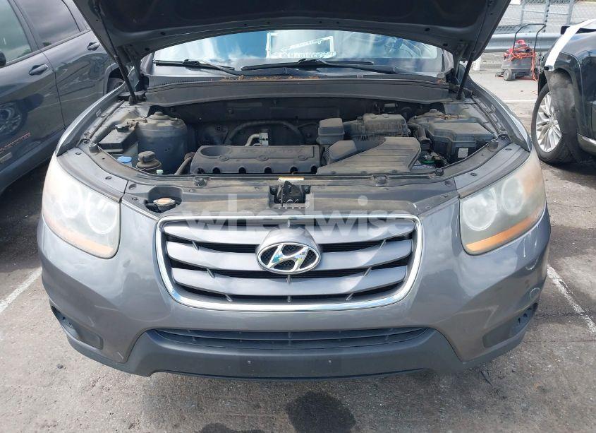 Photo 10 of 2010 Hyundai Santa FE GLS (VIN 5NMSG3AB9AH364991)