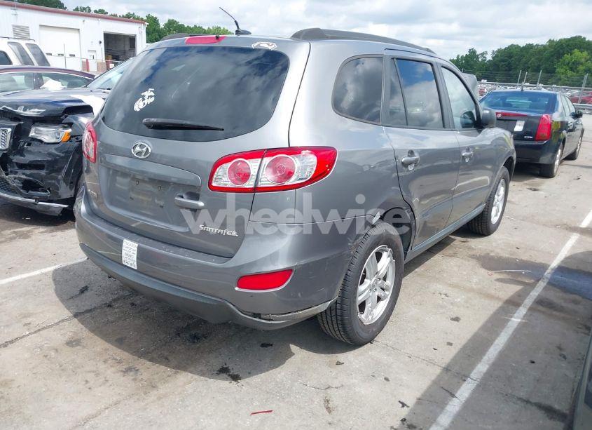 Photo 4 of 2010 Hyundai Santa FE GLS (VIN 5NMSG3AB9AH364991)