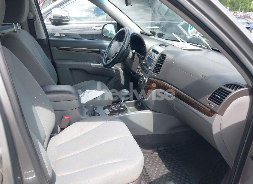 Photo 5 of 2010 Hyundai Santa FE GLS (VIN 5NMSG3AB9AH364991)