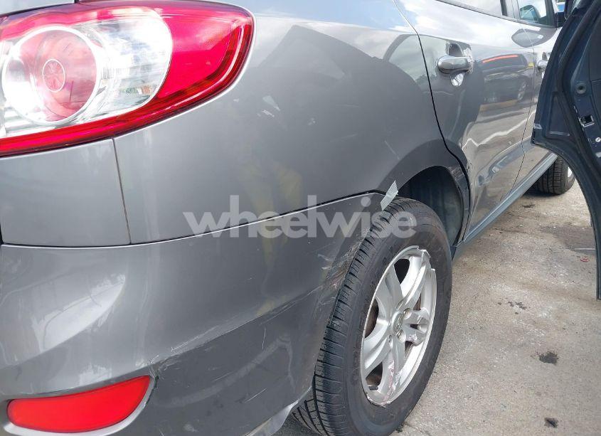 Photo 6 of 2010 Hyundai Santa FE GLS (VIN 5NMSG3AB9AH364991)